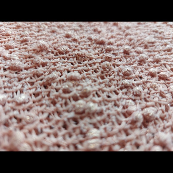 Gold textured popcorn knit top - Picture 3 of 4